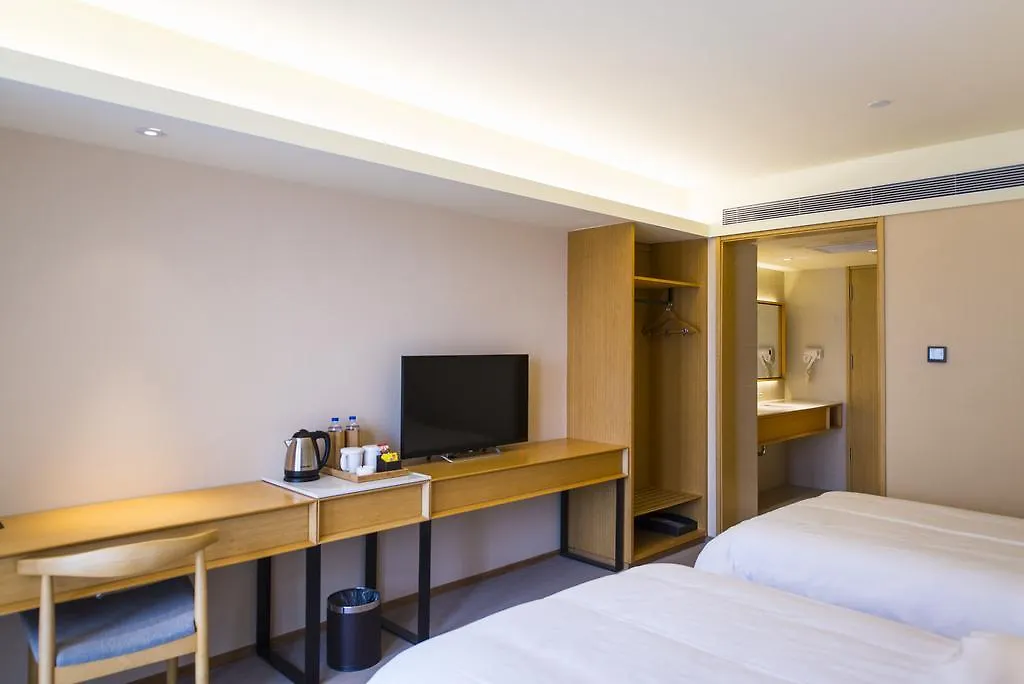 Ji Hotel Shanghai Hongqiao Jinhui Road 4*,  الصين